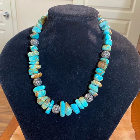Jewelry - Turquoise and sterling silver necklace